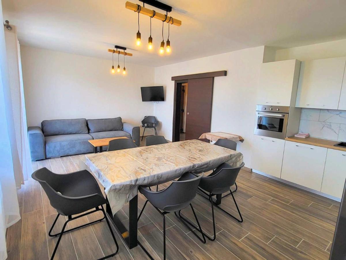 Apartments Manda Нови-Винодолски Экстерьер фото