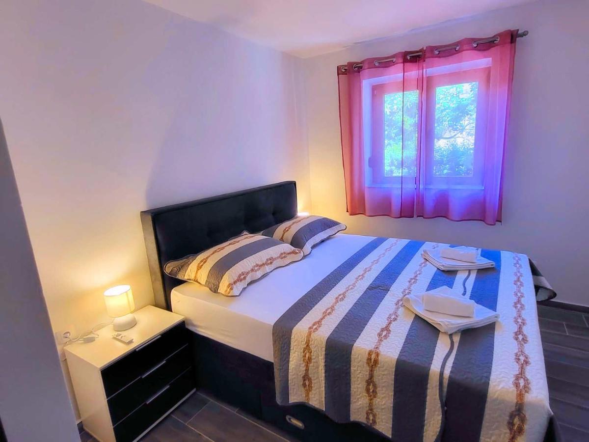 Apartments Manda Нови-Винодолски Экстерьер фото