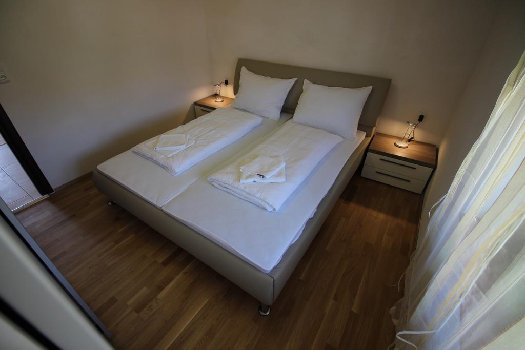 Apartments Manda Нови-Винодолски Экстерьер фото