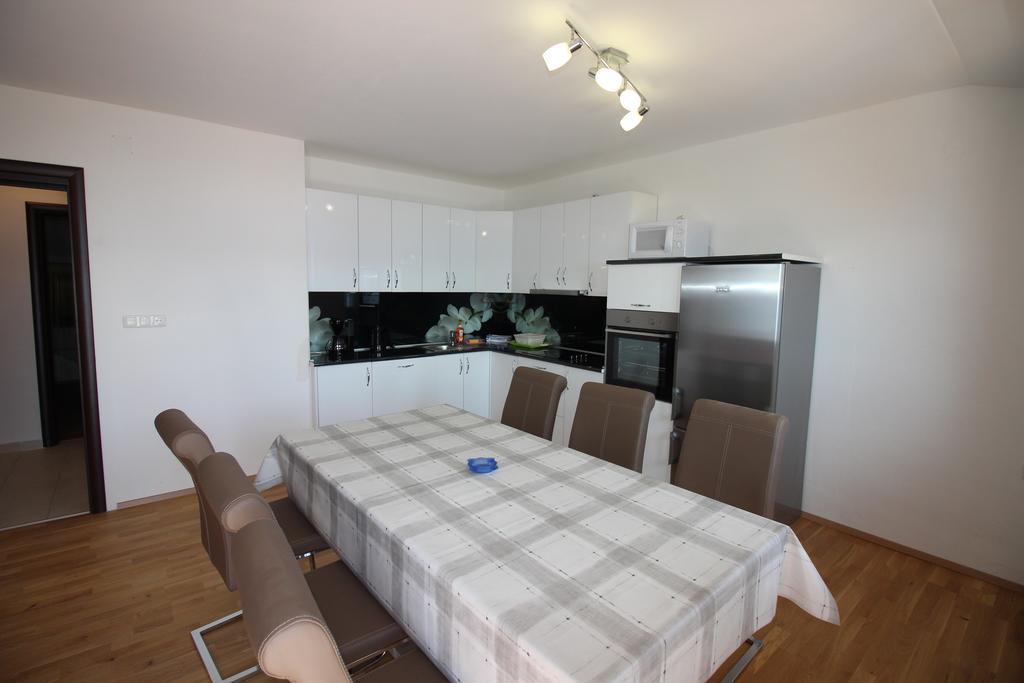 Apartments Manda Нови-Винодолски Экстерьер фото